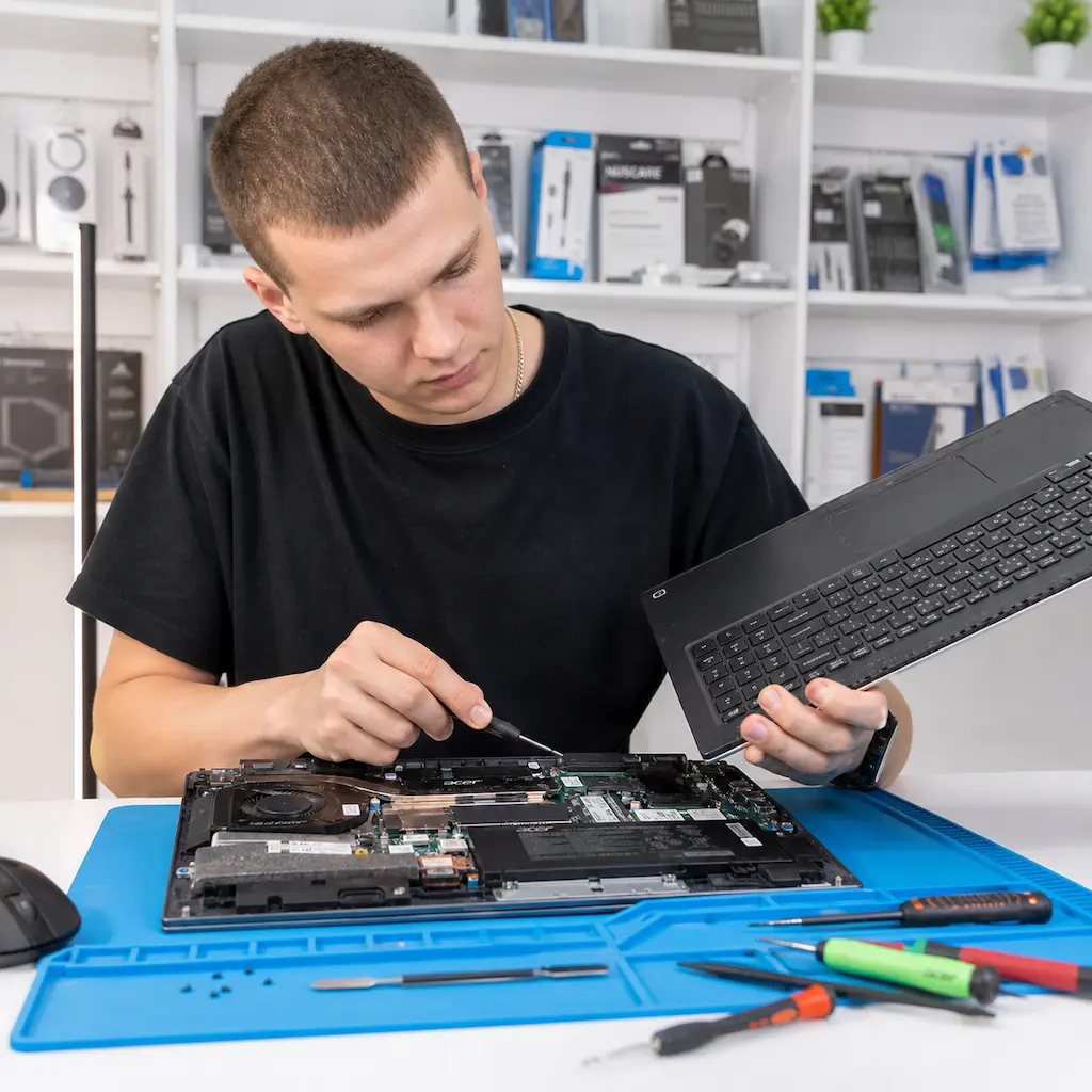 заменить клавиатуру на ноутбуке Acer в Солнечногорске
